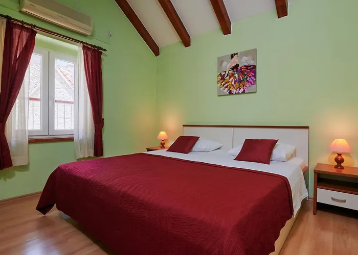 Ivica Casa de hóspedes Trogir